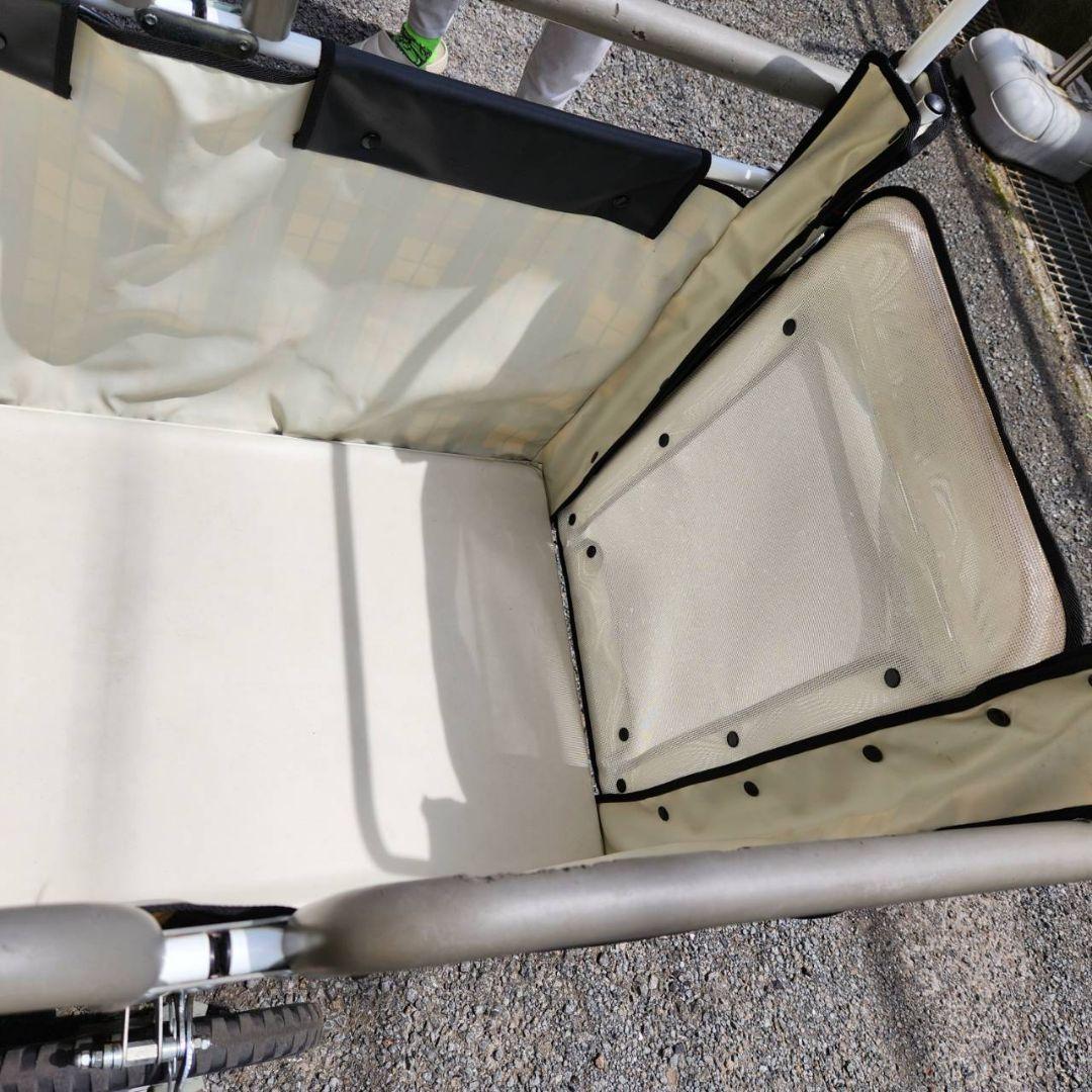 チャイルドエアバス　大型ベビーカー