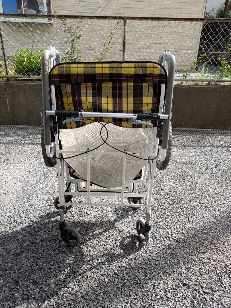 チャイルドエアバス　大型ベビーカー