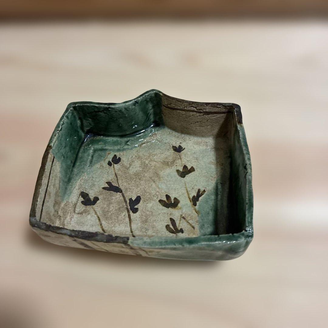 桃山時代〜江戸時代　織部　向付