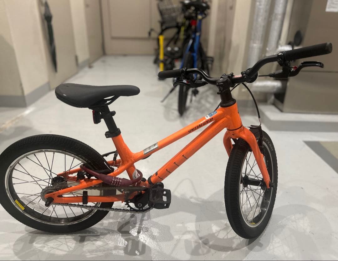 ⭐︎SPECIALIZED 16インチ オレンジ　東京都引き取り希望