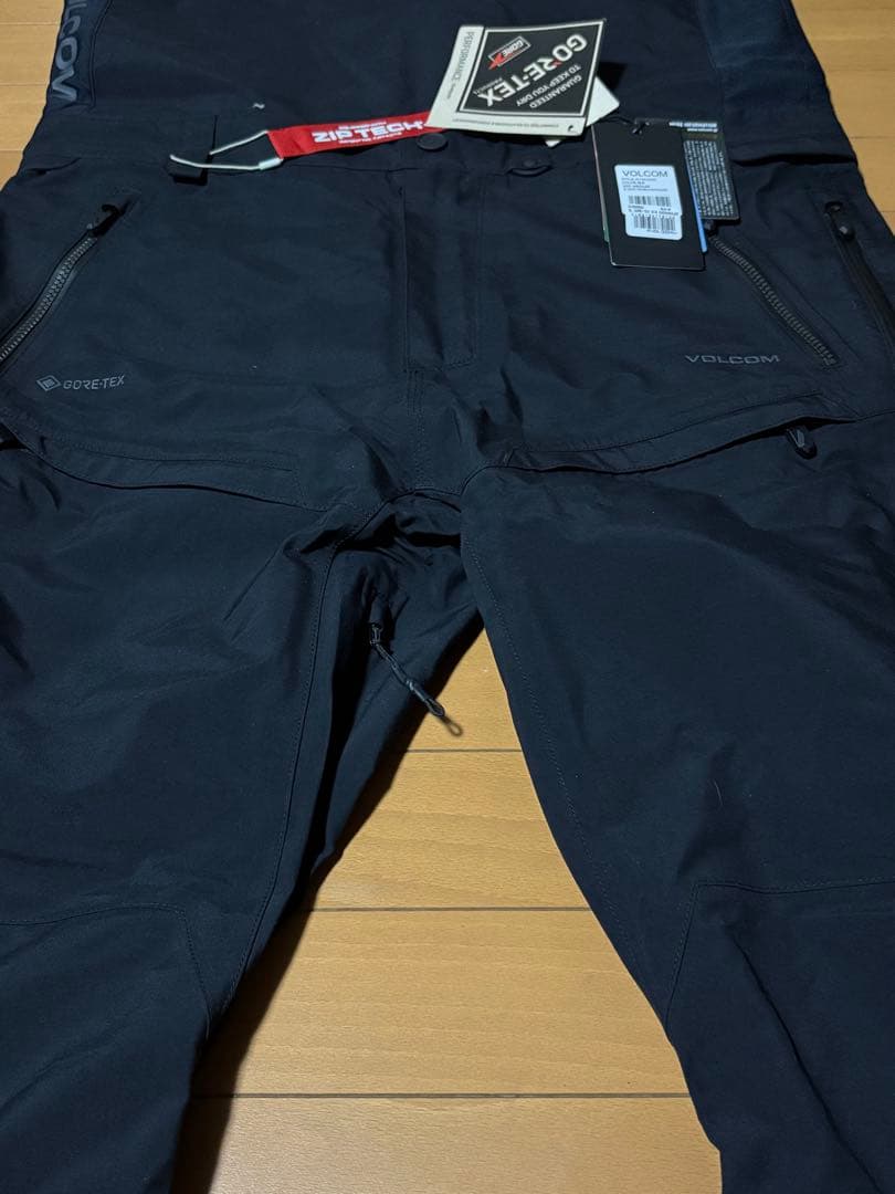 新品未使用VOLCOM GORE-TEX BLACKスノーボードパンツMサイズ