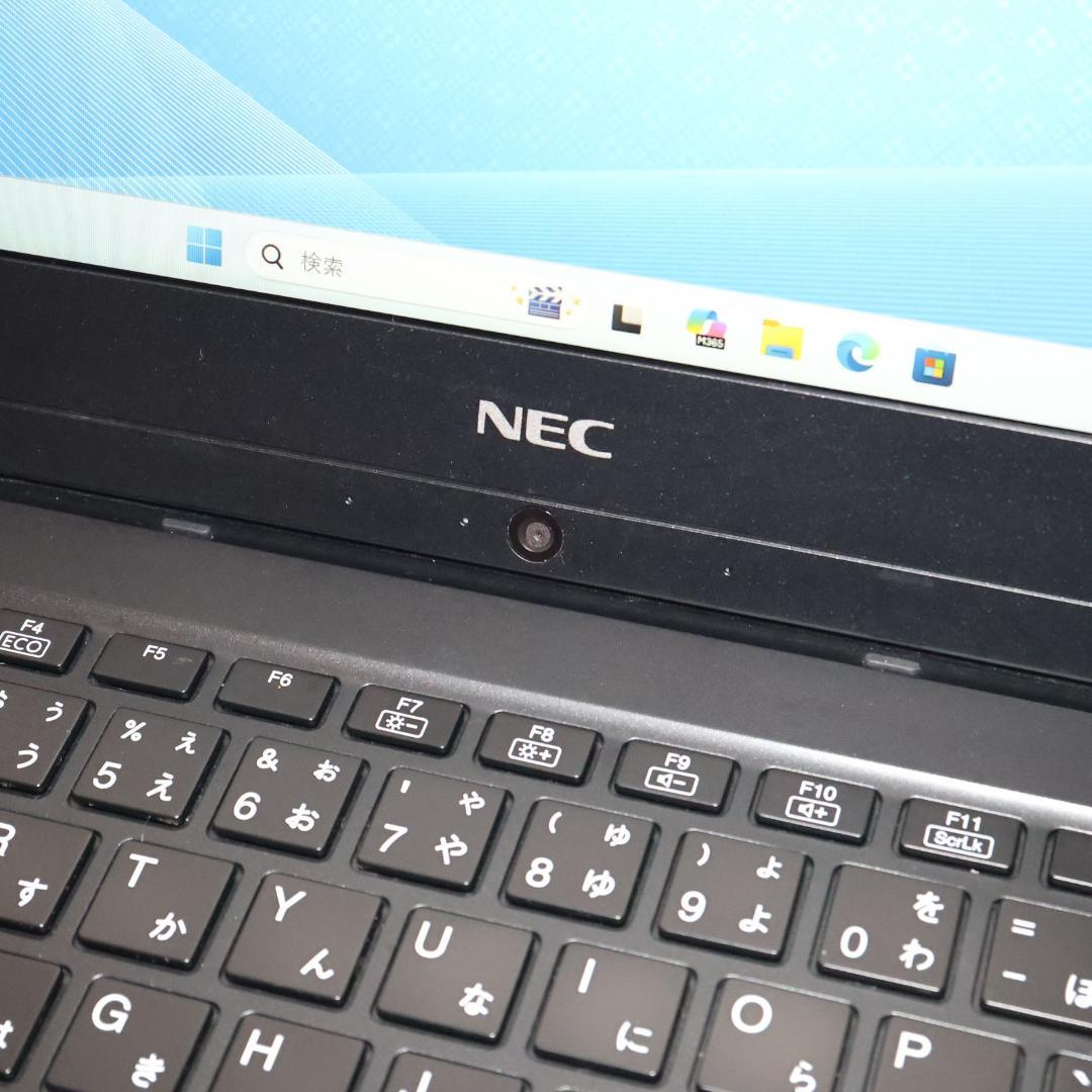 美品！Win11人気の黒8世代Corei5/SSD/メ8G/無線/カメラ/FHD