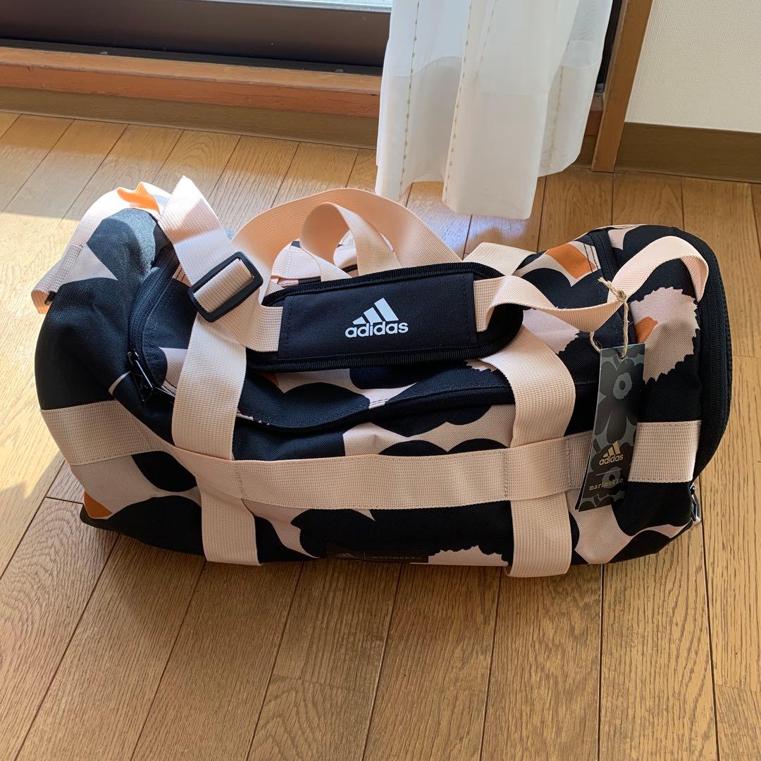 【新品タグ付き】限定品adidas x marimekkoコラボ　ボストンバッグ