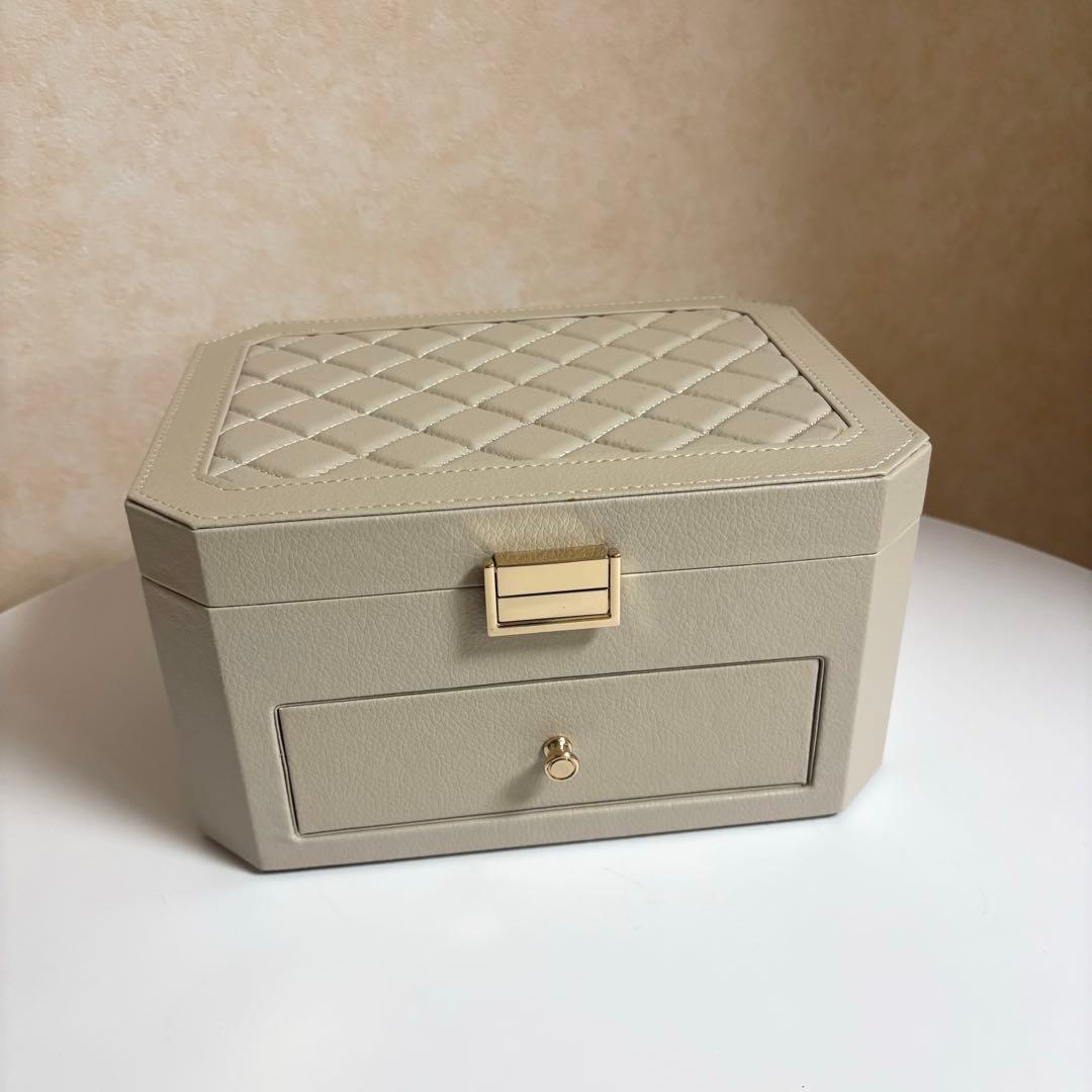 A'pearl エパール ジュエリーボックス カシミアベージュ