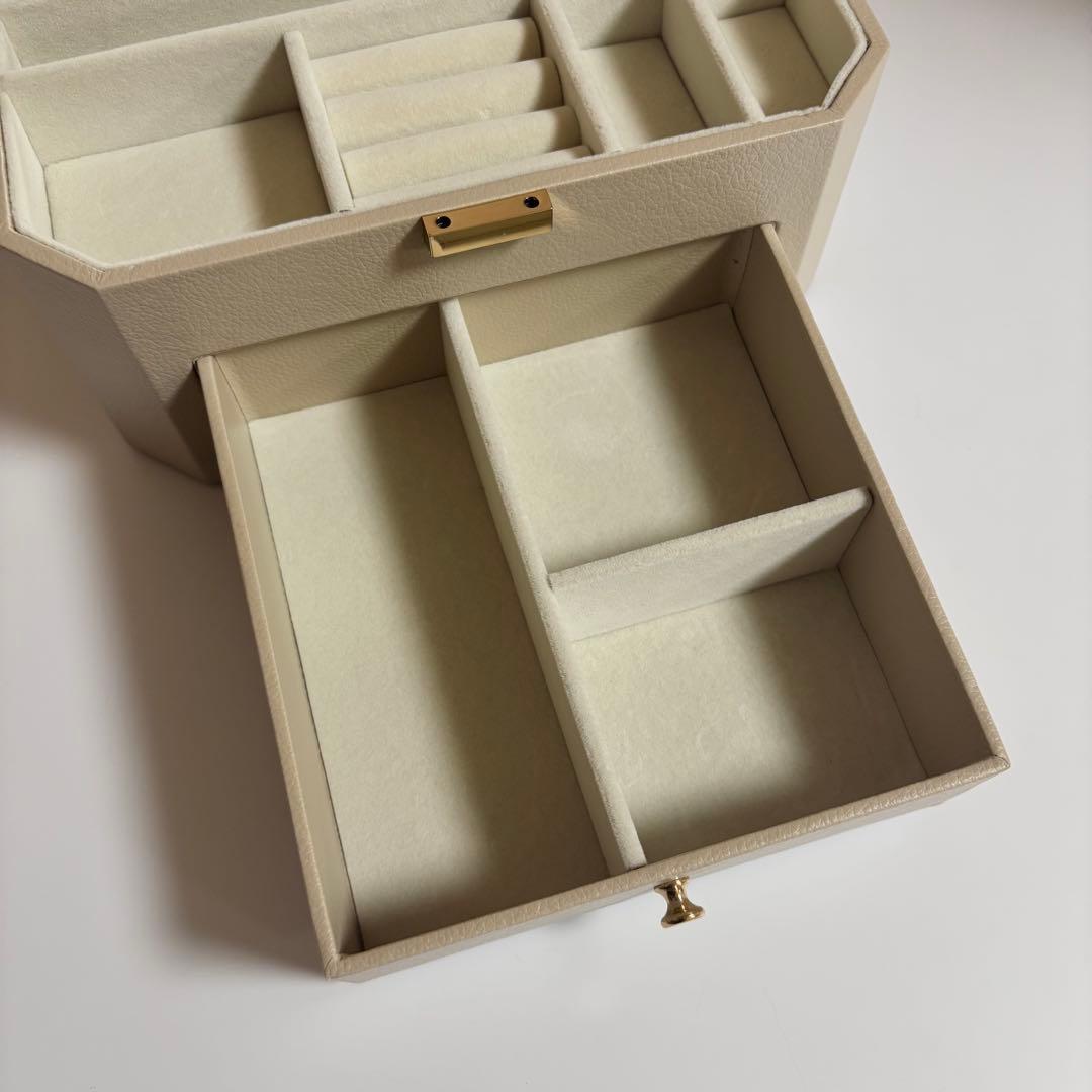 A'pearl エパール ジュエリーボックス カシミアベージュ