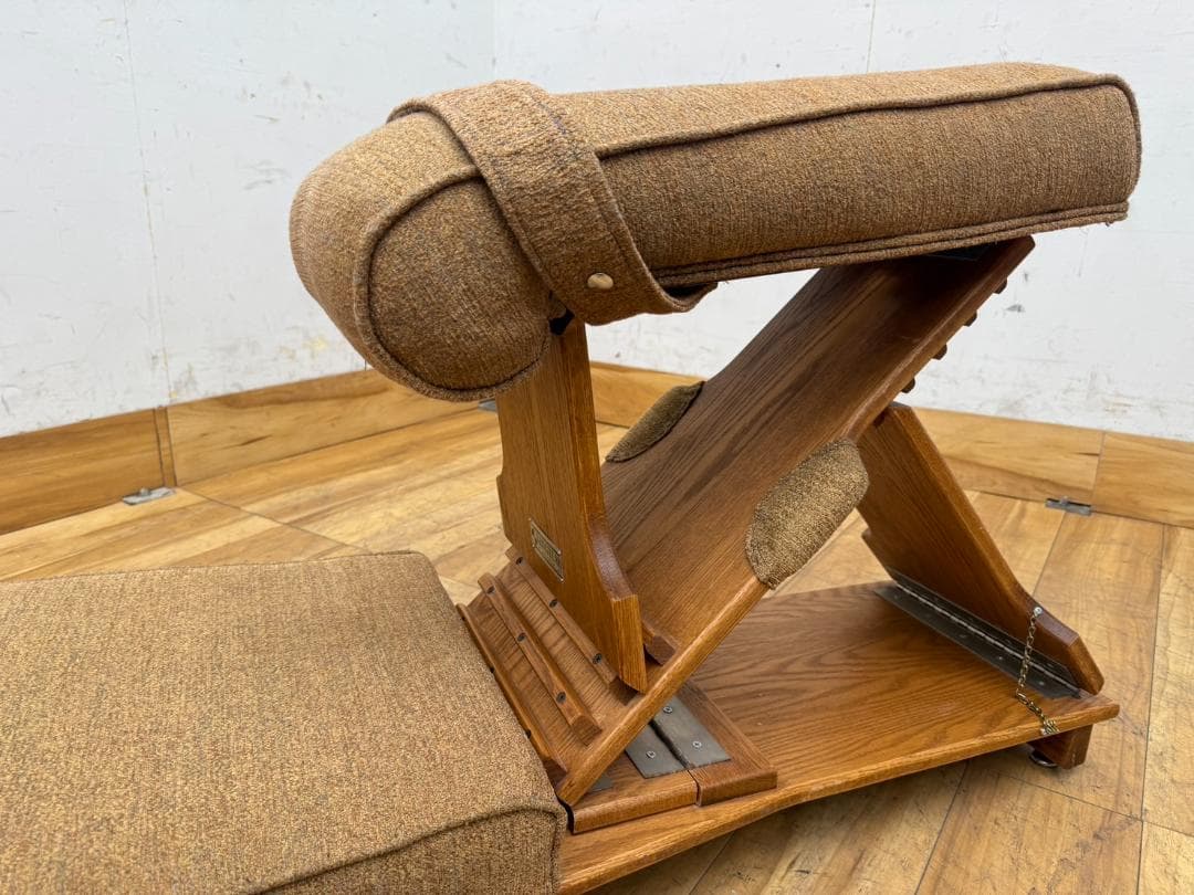 展示品　カイロプラクティック　ガンステッド　ニーチェストテーブル