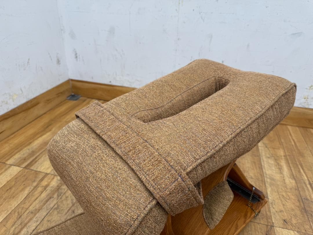 展示品　カイロプラクティック　ガンステッド　ニーチェストテーブル
