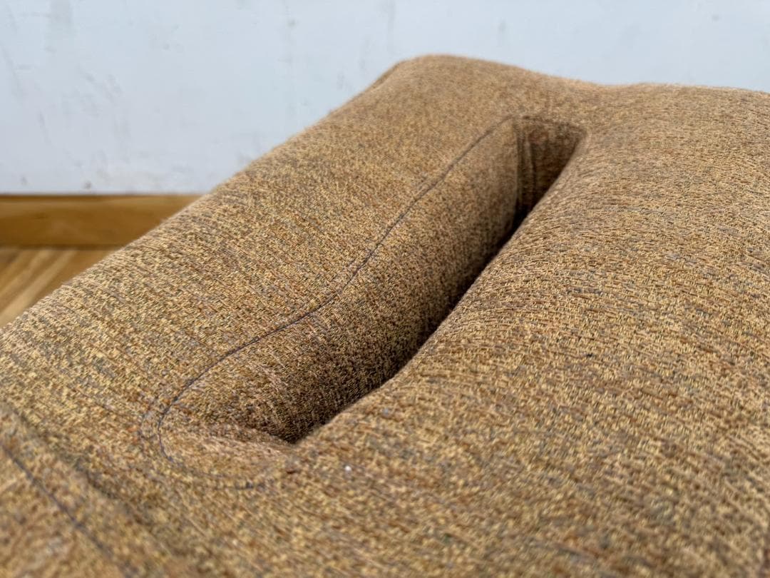 展示品　カイロプラクティック　ガンステッド　ニーチェストテーブル