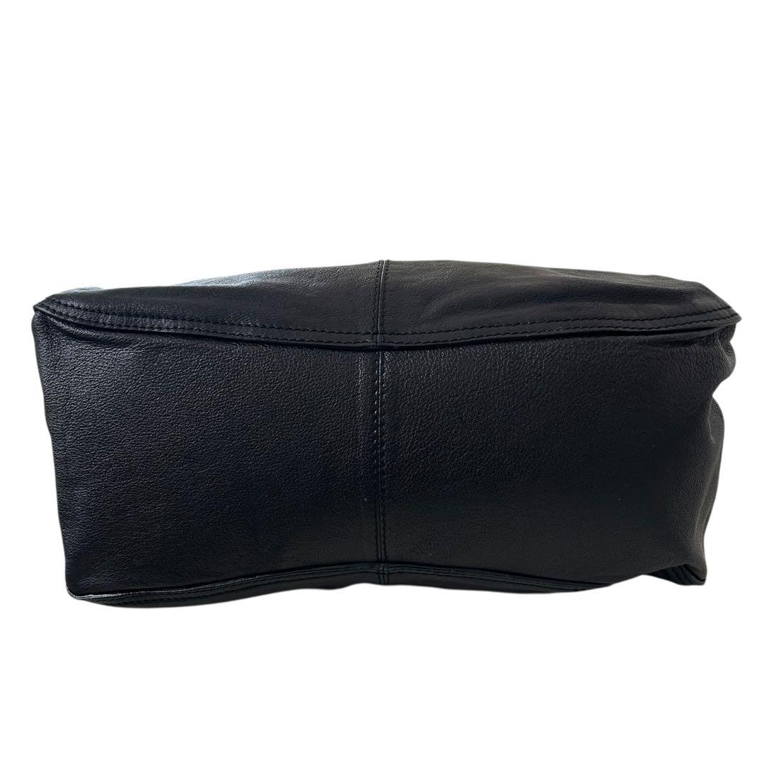 バッグ BURBERRY vintage totebag leather emblem