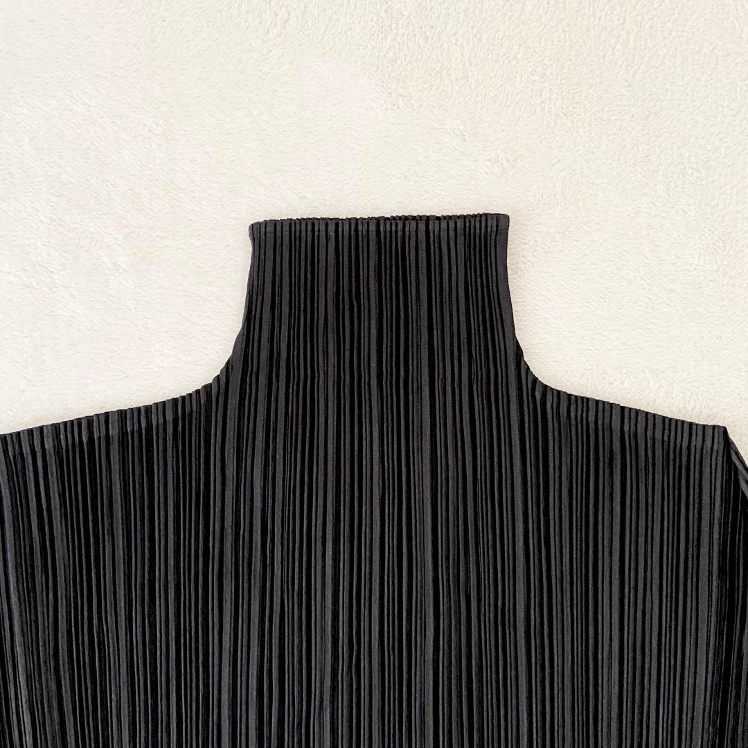 未使用タグ付き　PLEATS PLEASE イッセイミヤケ　タートルネック