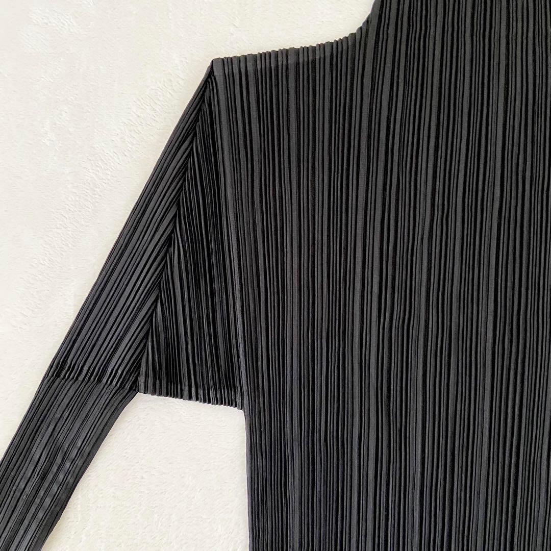 未使用タグ付き　PLEATS PLEASE イッセイミヤケ　タートルネック