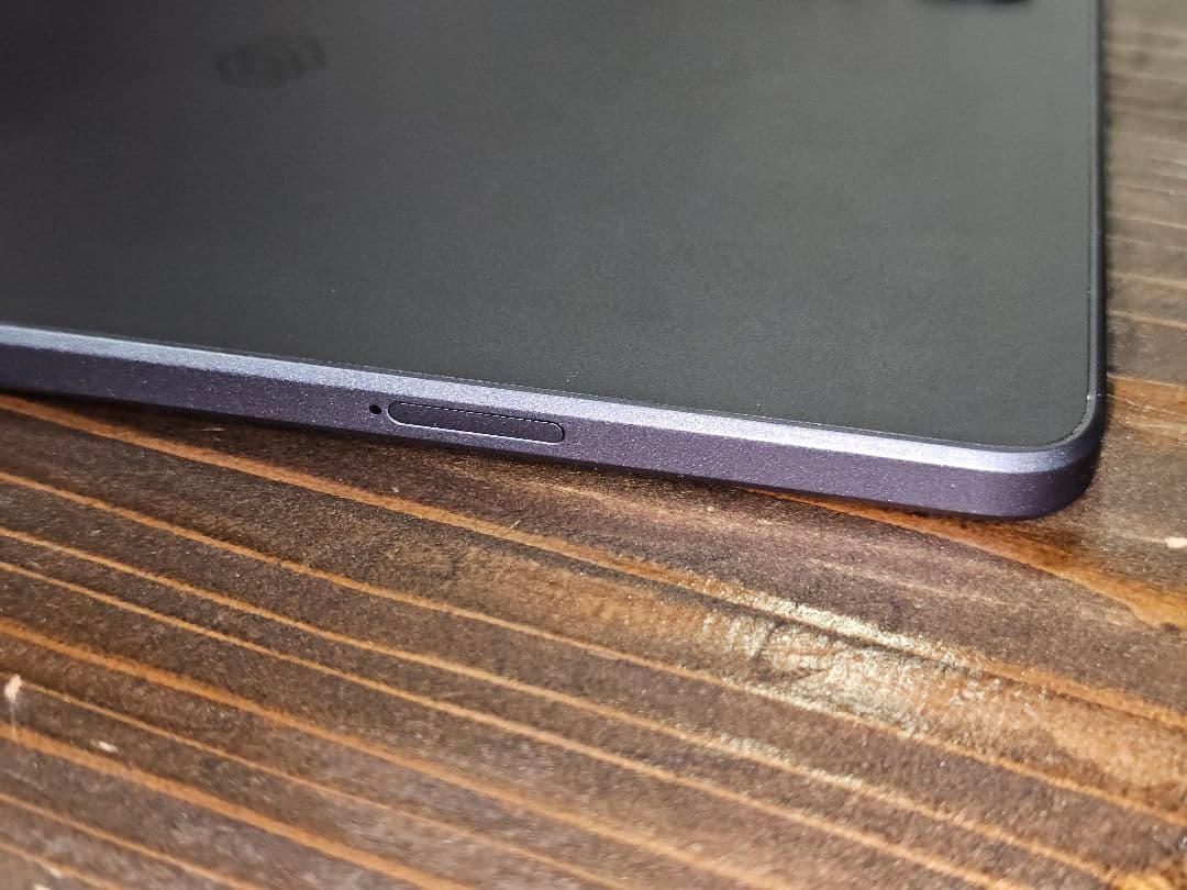 ALLDOCUBE iPlay 70 Mini Pro 本体