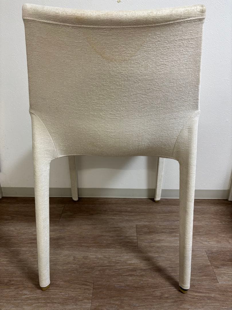 2脚 46万 Molteni&C モルテーニ OUTLINE ダイニングチェア