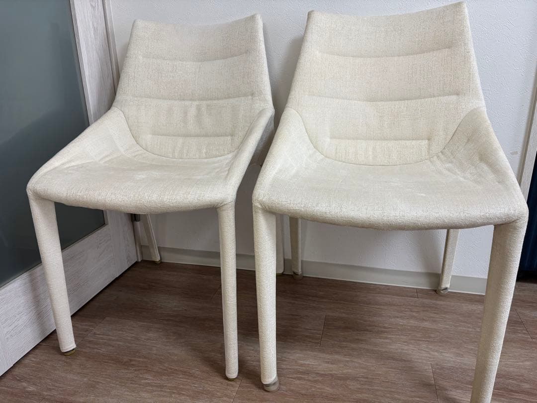 2脚 46万 Molteni&C モルテーニ OUTLINE ダイニングチェア