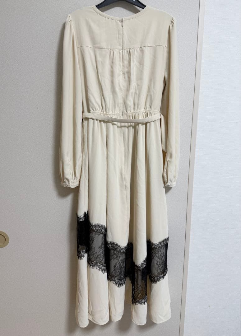 ワンピース Rosaline Lace Trimmed Dress her lip to