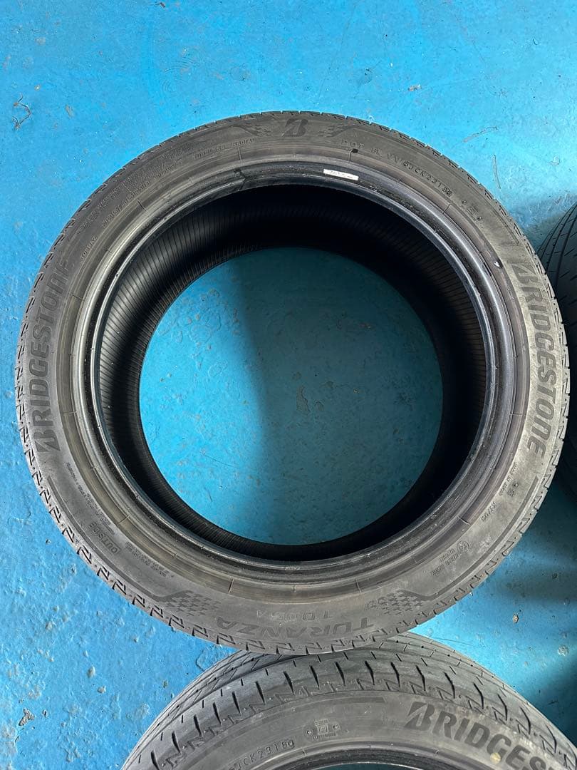 送料込みBRIDGESTONE TURANZA T005A 235/45R18