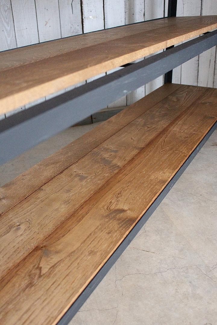 古いアイアンフレームと古材の収納棚　食器棚　オープンラック　靴棚　古家具