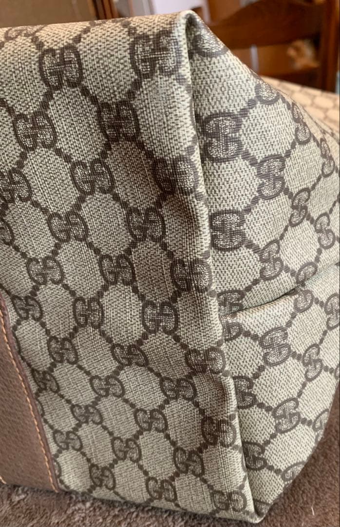 Gucci GGパターン トートバッグ 大きめ