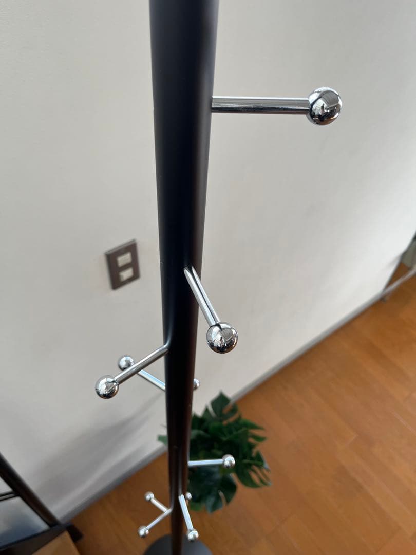 スペイン　Mobles114 コートスタンド　　　　モダンスタイル　ハンガー