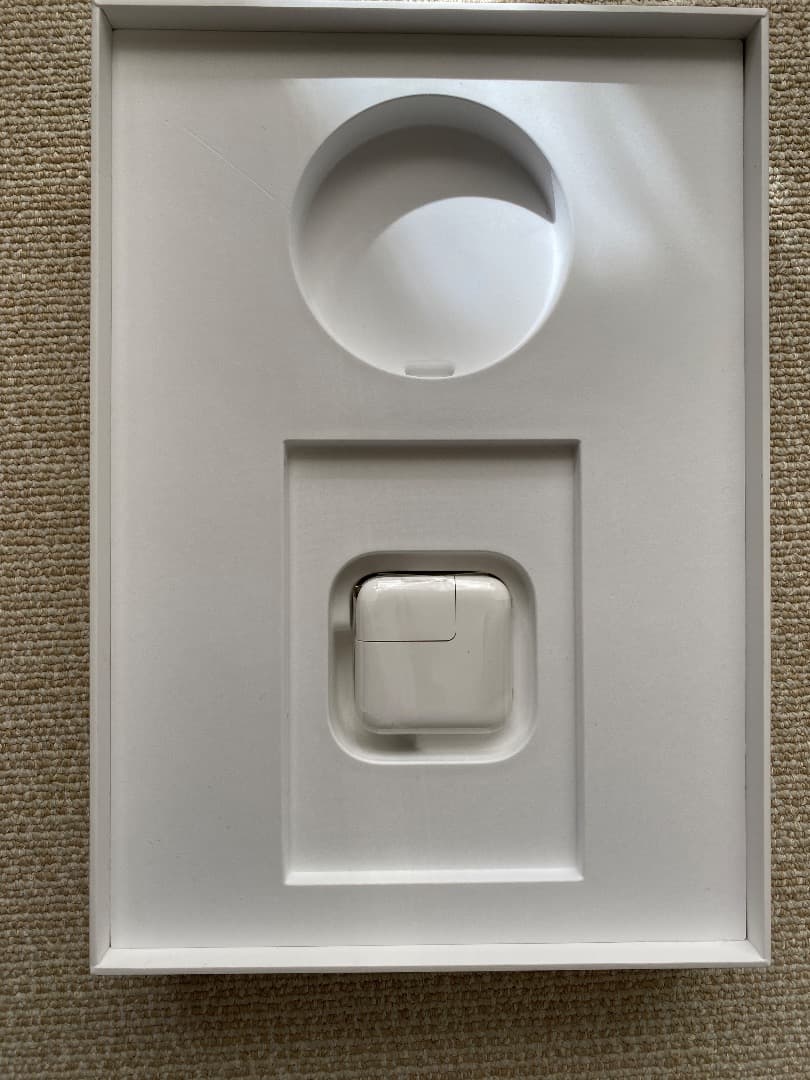 バッテリー93% iPad 第7世代　128GB Wi-Fi Pencil付き