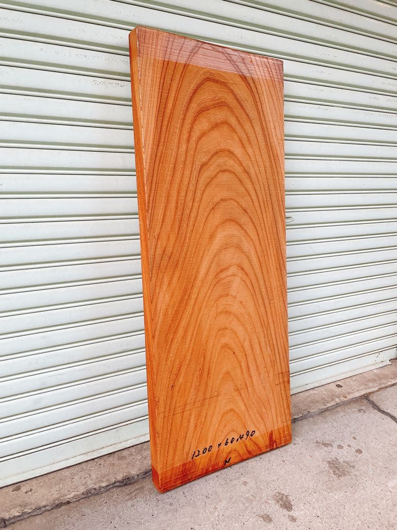 天然　欅　木材　天板　無垢材　一枚板　テレビ台　棚板　デスク　棚　ローテーブル