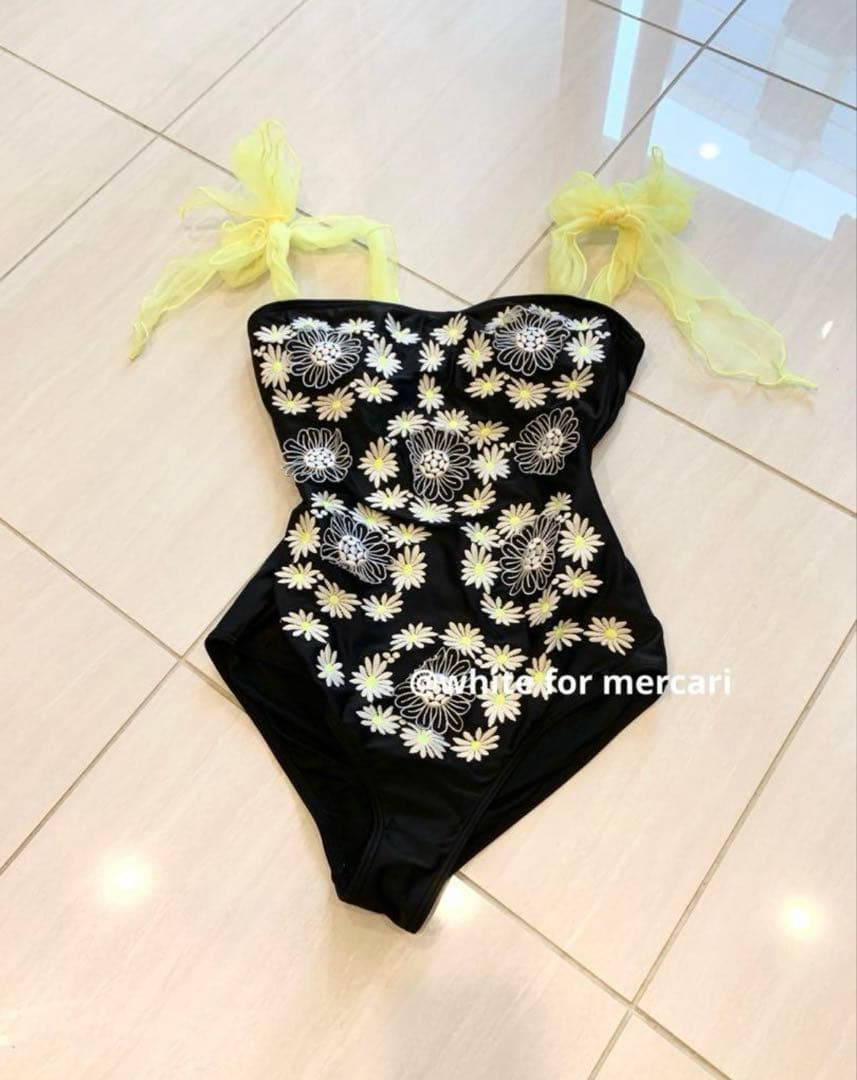 フランス購入 立体刺繍マーガレットのお花装飾ワンピース水着