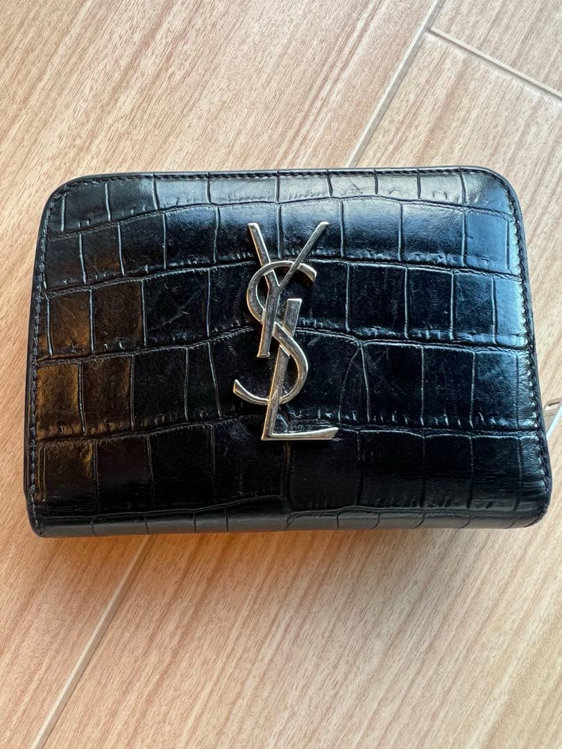 【よし様】SAINT LAURENT ブラック 二つ折り財布
