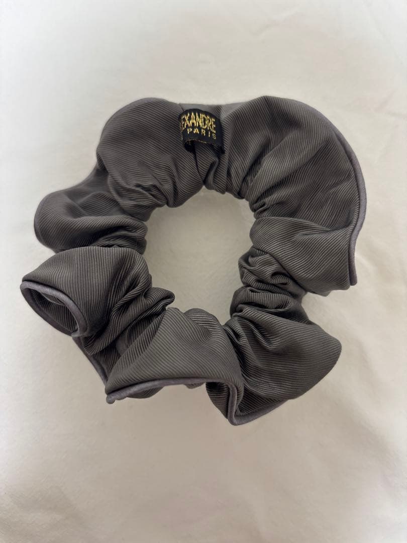 ALEXANDRE DE PARIS（アレクサンドルドゥパリ）　シュシュ