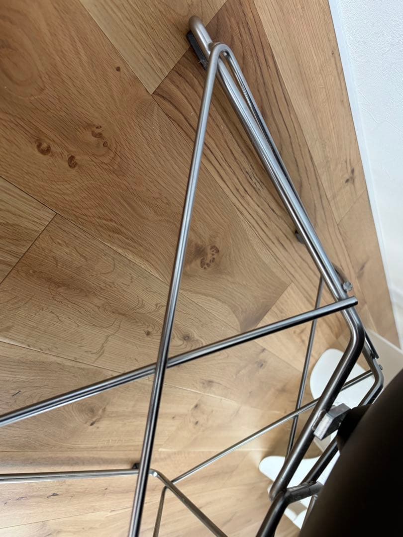 イームズプラスチックシェルアームチェア ローワイヤーベース※2/13で削除します