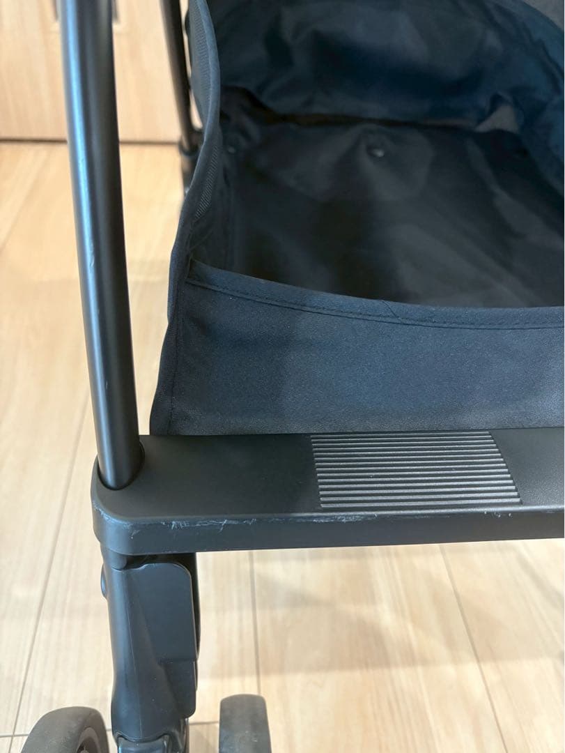 美品　Aprica アップリカ ラクーナクッションAG 　あおい