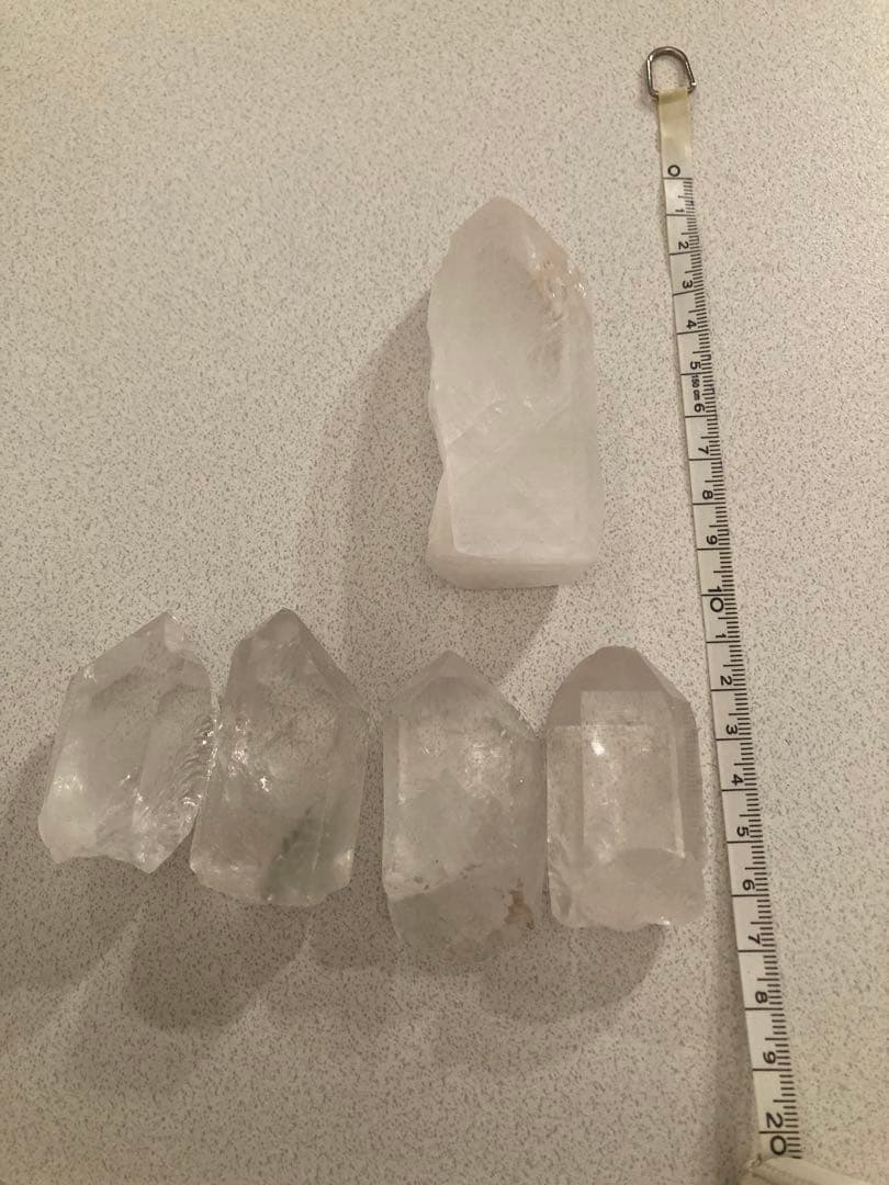 結界用クリスタル　水晶ポイント　５本セット　浄化