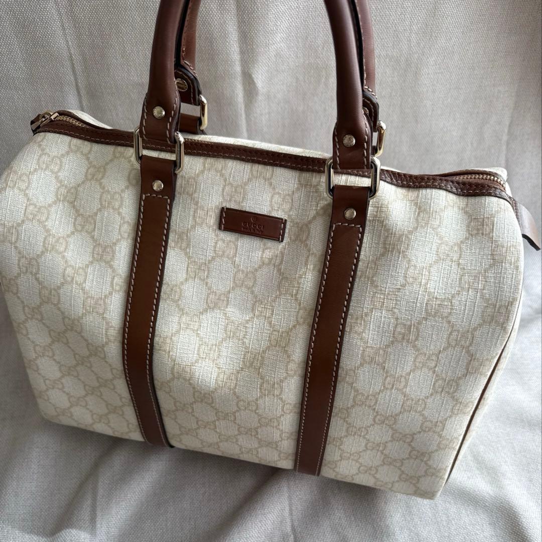 美品　グッチ GGスプリーム ボストンバッグ アイボリー