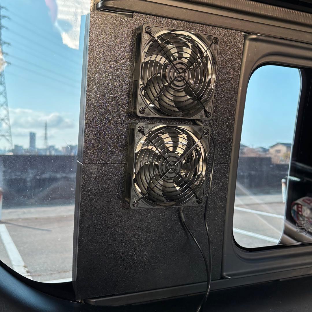 ハイエース 換気扇 2連 ４型 防虫ネット + バッテリーケース付 運転席側