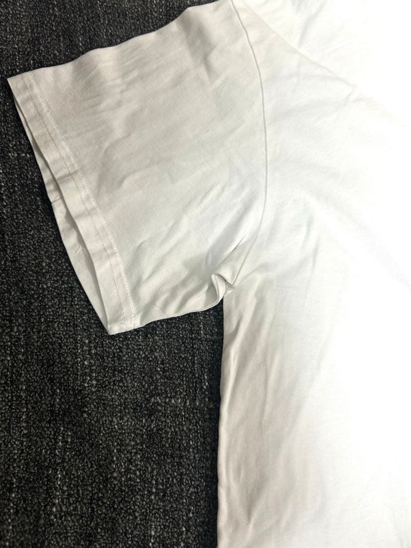 プラダ ホワイト Tシャツ ロゴ付き 半袖