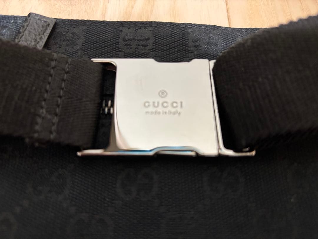 GUCCI ボディバッグ GGキャンバス レザー ブラック 美品⭐️