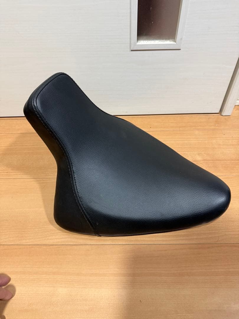 【超美品】ガレージT&F ドラッグスター400 ソロシート