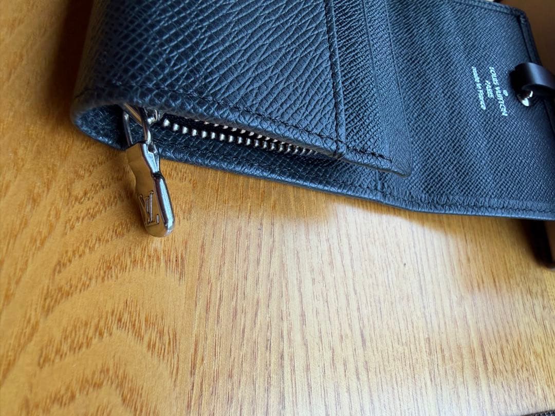 LOUIS VUITTON タイガ　ケース ブラック