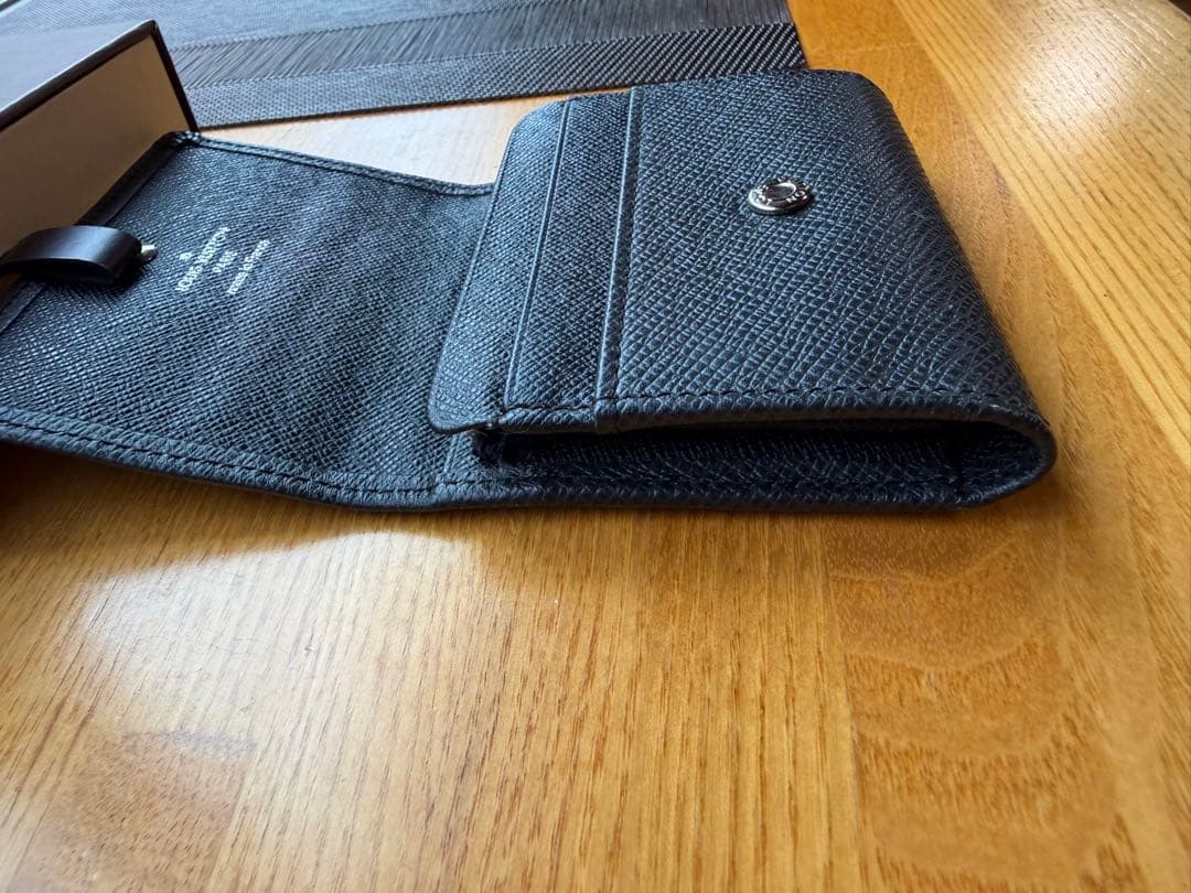 LOUIS VUITTON タイガ　ケース ブラック