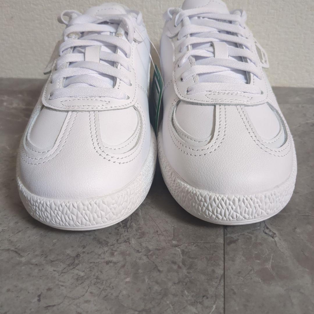 極美品☆23.5㎝ PUMA パレルモ モーダ ホワイト レザー スニーカー 白