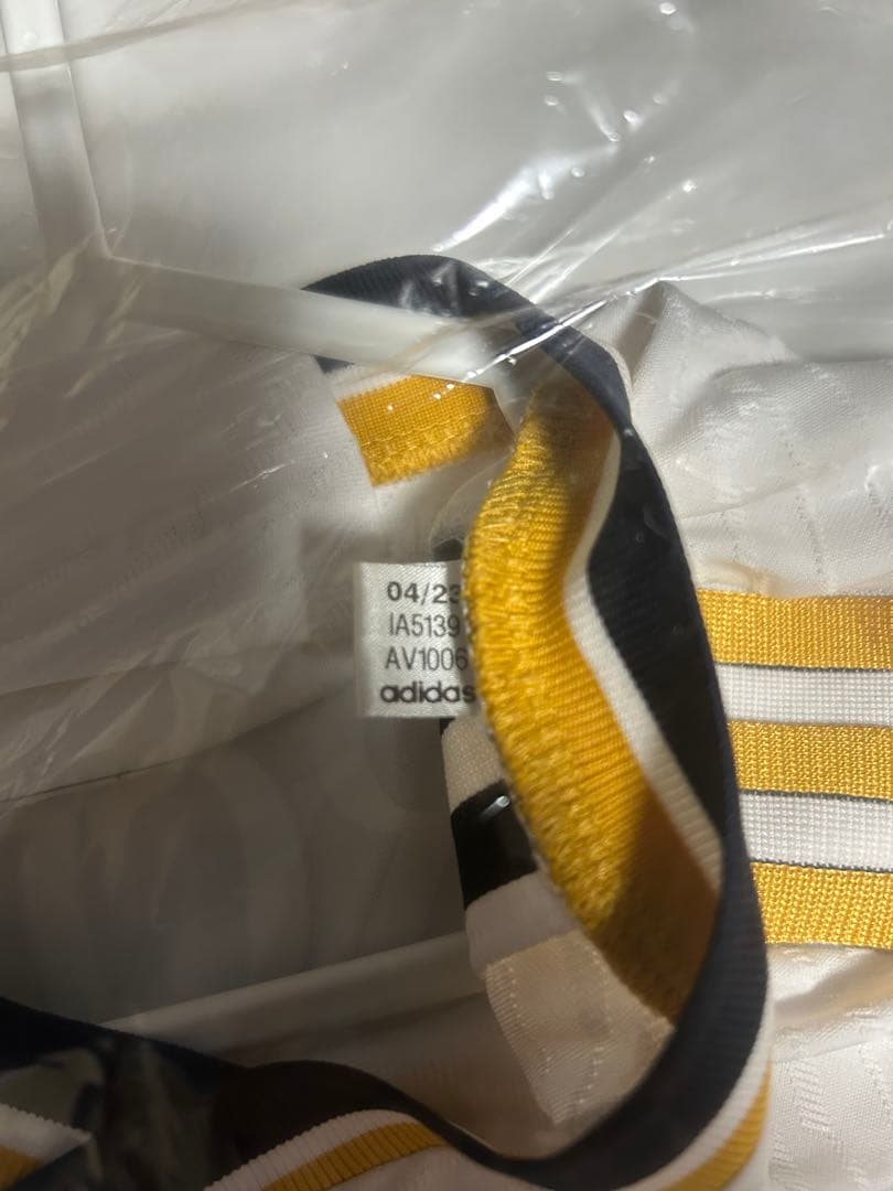 23/24 レアルマドリード クロース オーセンティック ユニフォーム