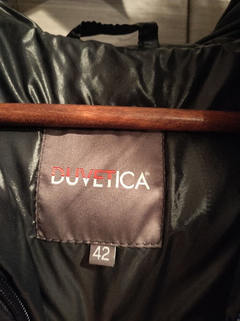 美品 DUVETICA ダウンジャケット 42 濃紺