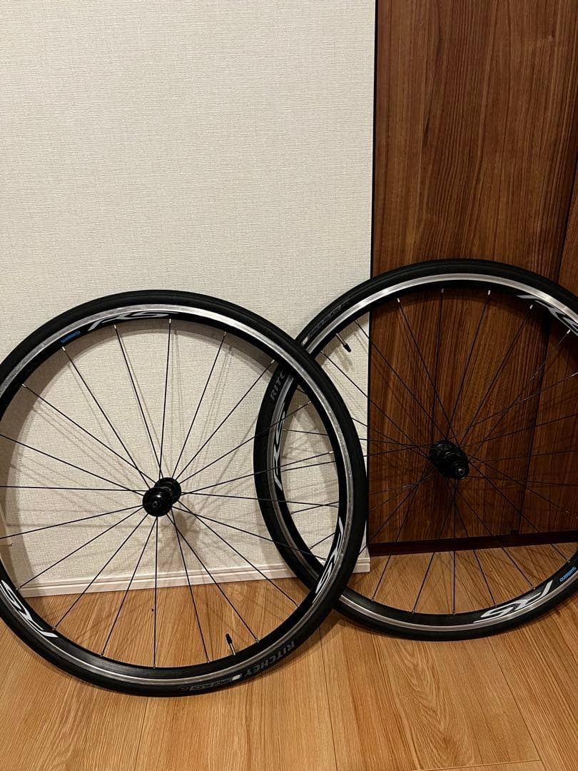 シマノ　WH-RS300 クリンチャータイヤホイール 前後セット