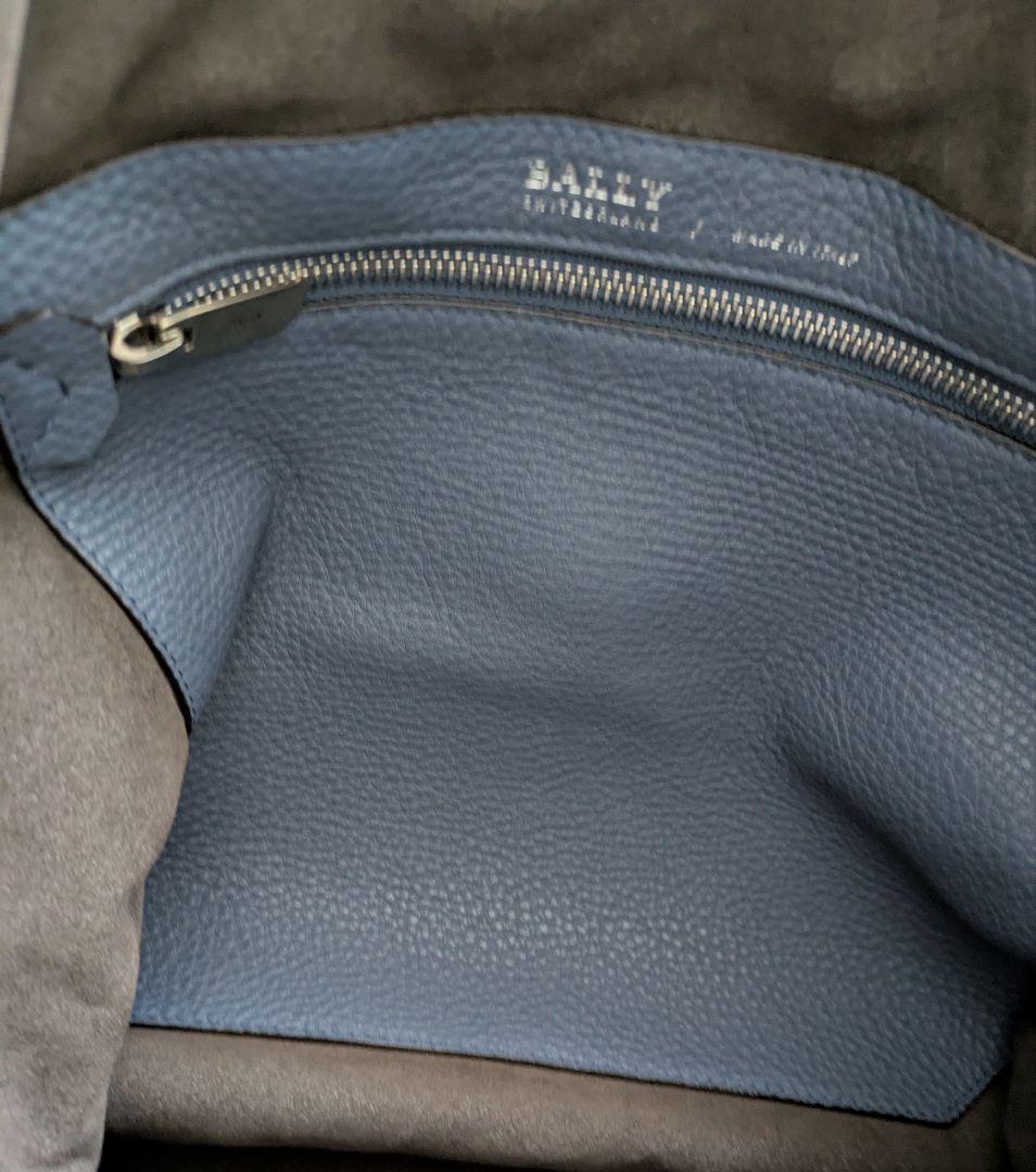 【新品】【大幅値下げ】BALLY レザー トートバッグ 青 バーガンディ