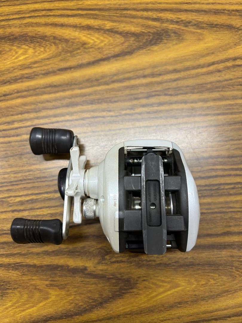 Shimano Scorpion Quickfire ベイトリール
