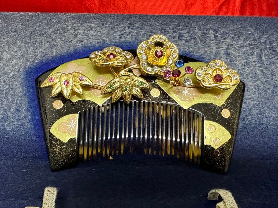 成人式　鼈甲　日本花かんざし　和装小物　櫛　花嫁　装飾簪　装飾　専用箱付き