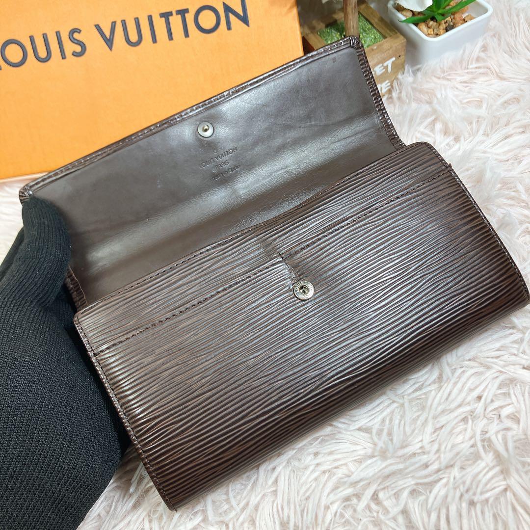 超美品 ルイヴィトン エピ ポルトフォイユ サラ ブラウン クレディ モネ