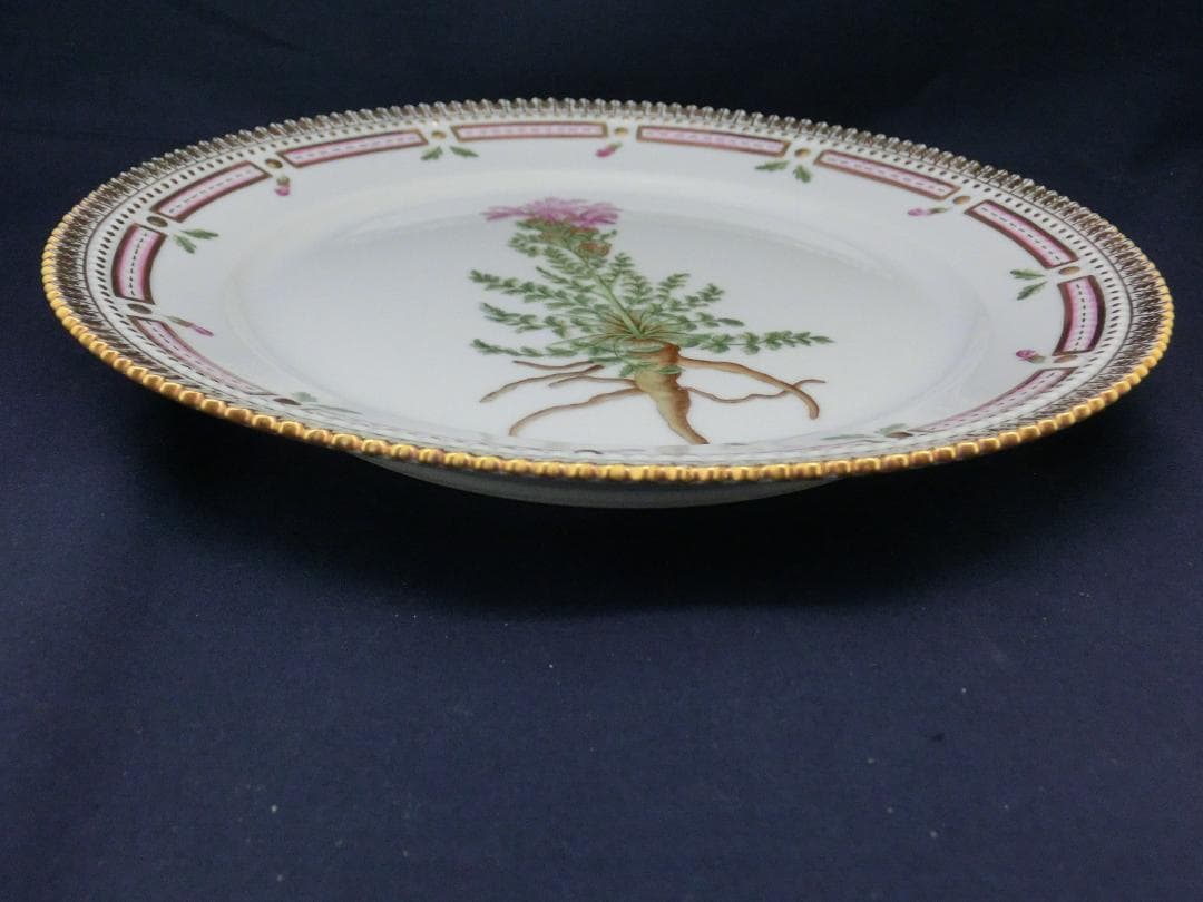 『ロイヤルコペンハーゲン』フローラダニカ22ｃｍプレート