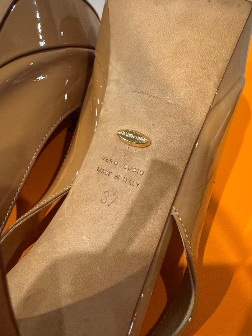【美品】Sergio Rossi エナメル パンプス サイズ37 イタリア製