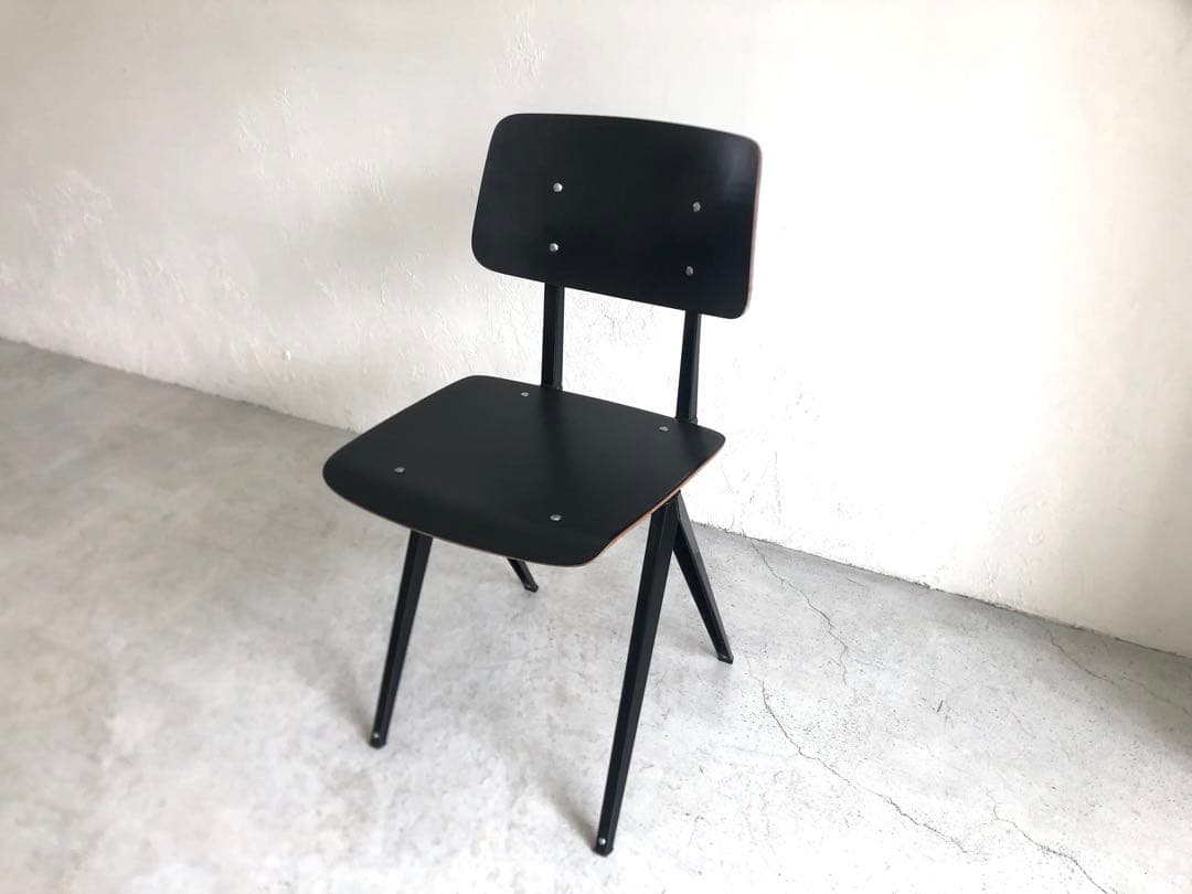 ガルファニタス　Galvanitas チェア