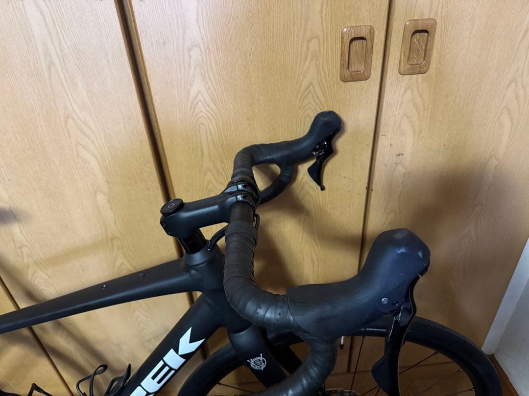 TREK DOMANE AL5 12速　現行モデル！